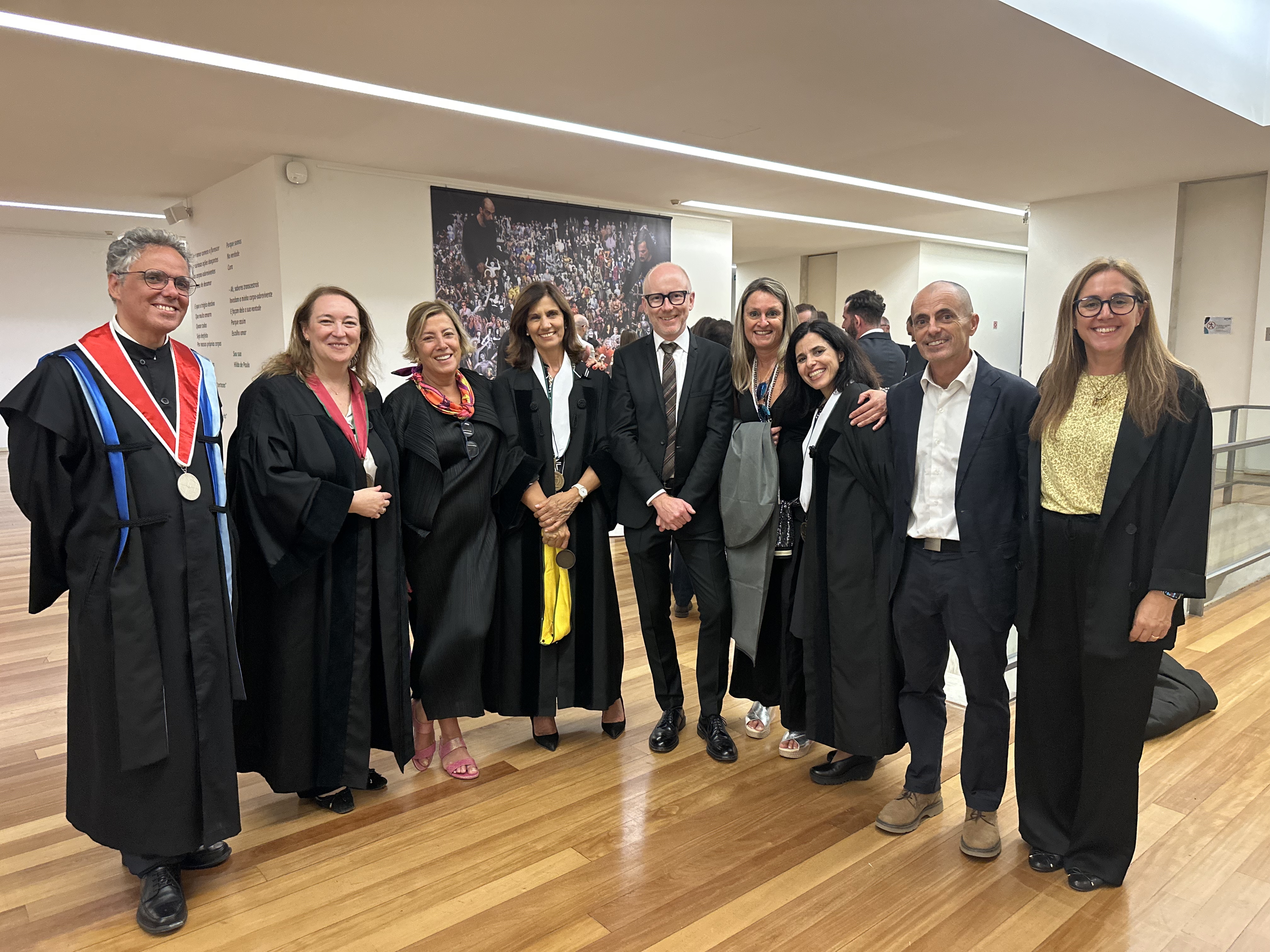 Cr com team e reitor